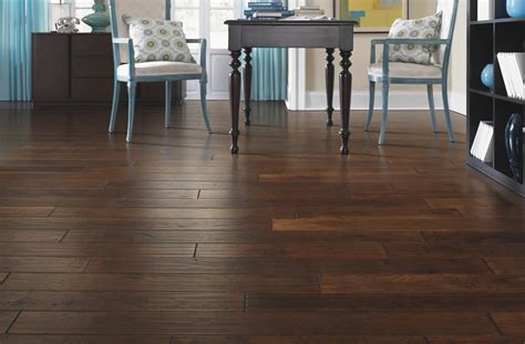 Mohawk TecWood Windridge Hickory Collection Mocha Hickory Engineered ...
