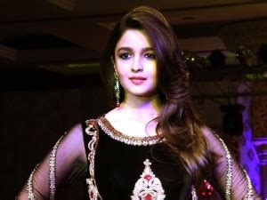 Superster Actress Alia Bhatt HD Wall Poster Multicolor Print (Vinyl ...