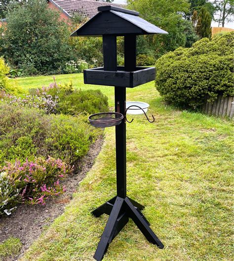 Wooden Garden Bird Feeder Feeding Station - UK Garden Products