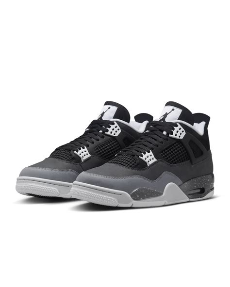 Air Jordan 4 'Fear' (FQ8138-002) release date. Nike SNKRS