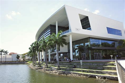 BCA Degree 的图像结果