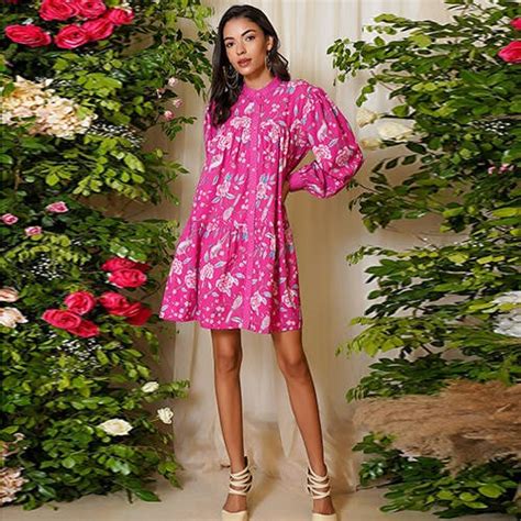 Get Solid Full Sleeves High-Low Bodycon Dress at ₹ 539 | LBB Shop