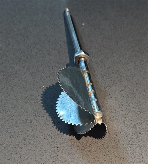 Wonderchef Stainless Steel Coconut Scraper for Kitchen, Vacuum Base ...