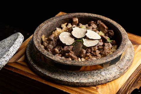 Luxurious Restaurant Prime Hot Pot in Tustin Serves Plenty of Waygu ...