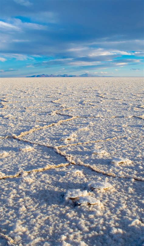 Download wallpaper surface, nature, patterns, Peru, salt, Salar de ...