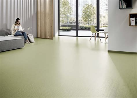 LINEAR DESIGN OF NEW NORA RUBBER FLOORING ADDS ATMOSPHERE AND SPACE ...