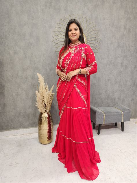 HINA CHERRY RED EMBROIDED LEHENGA SAREE – MODERNSAHIBA