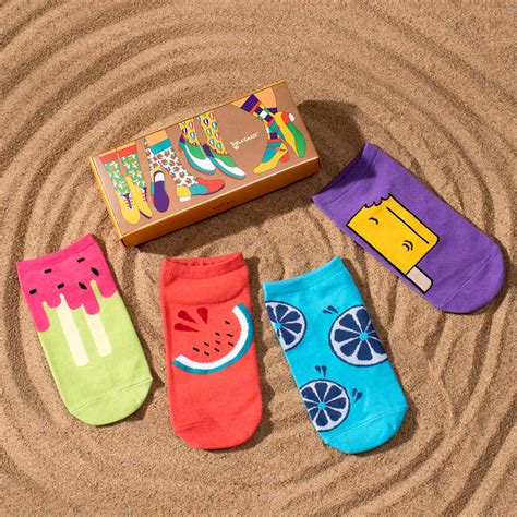 Thela Gaadi | Funky Socks, Hanky's, Eye Masks, Tote Bags & Gift Boxes