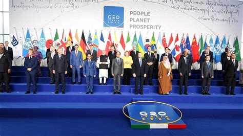 Nazarbayev Suggests Unified Effort in Global Development at G20 Summit
