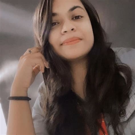 Priya - English teacher in Pune - ₹1500/h