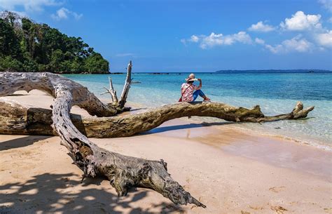 Top 9 Water Sports in Jolly Buoy Island: Your Ultimate Guide!