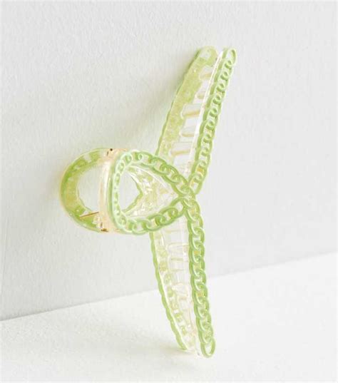 Green Resin Chain Twisted Bulldog Claw Clip | New Look