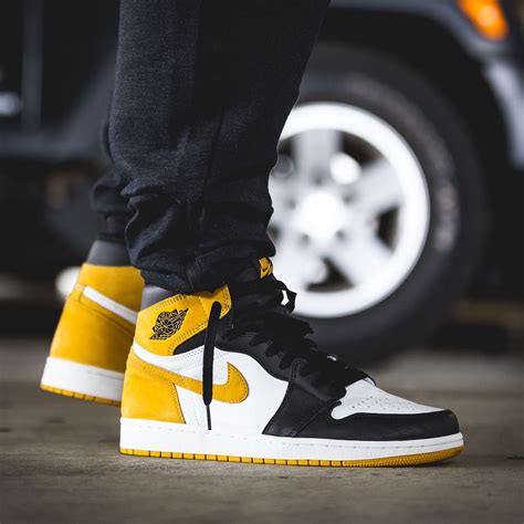 Air Jordan 1 Yellow Ochre / Black | Sneakers, Sneakers men, Sneakers ...