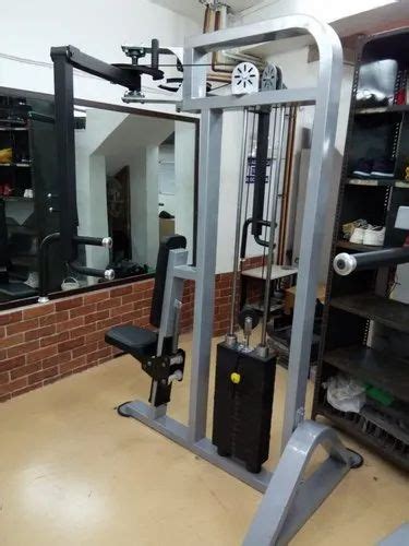 Chest Exercise Machine - Chest Butterfly Machine Manufacturer from Surat