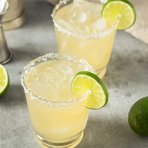 What to Mix with Tequila- 20 Best Mixers - Insanely Good