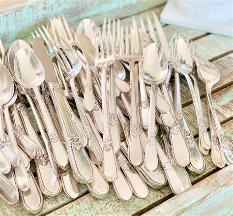 1847 Rogers Bros Silver Plate Silverplated 73 Piece Flatware set ...