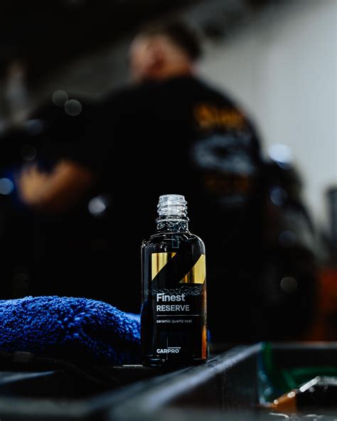 Get the Ultimate Mirror-Like Gloss for Your Car Using Professional Ceramic Coating