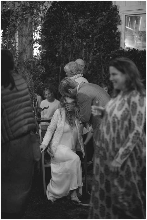 What is photojournalistic wedding photography – Artofit