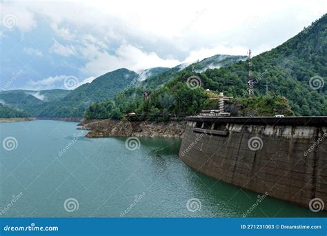 Vidraru Dam, Romania stock image. Image of arge, bolt - 271231003