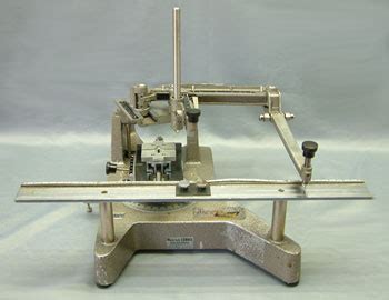 Gravograph IFD Pantograph