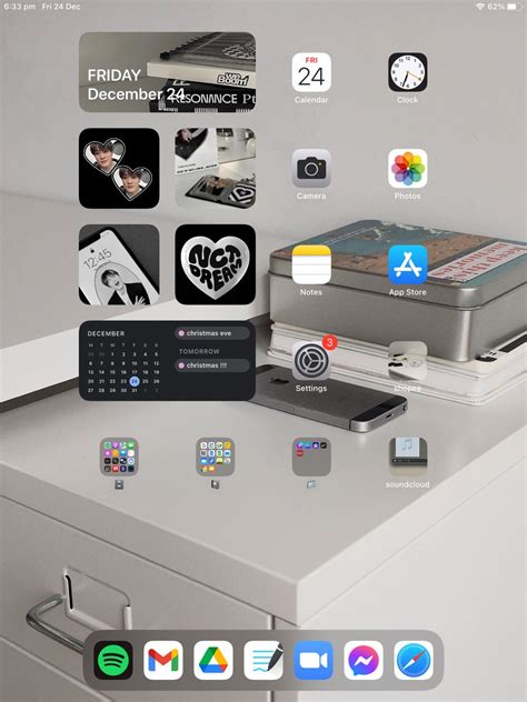 Image result for iPad Notebook App Theme