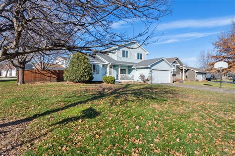 1188 Heritage Dr S, Shakopee, MN 55379 | Archi-Pix