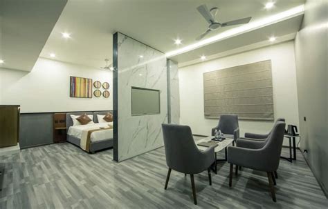 Hotel DR Indraaprasthaa Best Hotel in Back side of Indian Bank ...