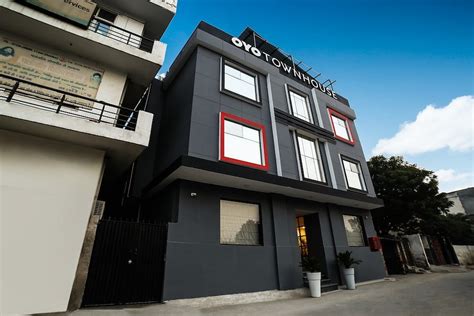 OYO TOWNHOUSE 069 CIVIL LINES (Gurugram (Gurgaon)) - Hotel Reviews ...