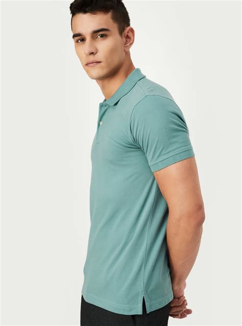 Buy Men Slim Fit Solid Polo T-shirt Online at just Rs. 399.0 ...