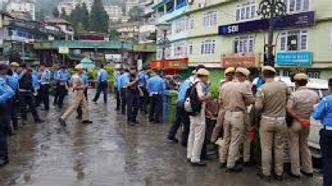 Sikkim: Gangtok traffic police to don body cameras for enhanced ...