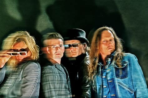 D-A-D har stadig knald på - på Speed of Darkness