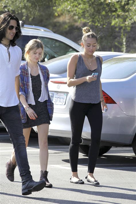 Miley Cyrus Smoking in Toluca Lake – HawtCelebs