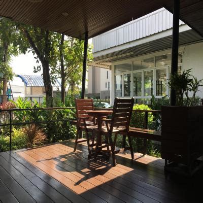 17 Traditional Black Balcony Design Ideas in 2024