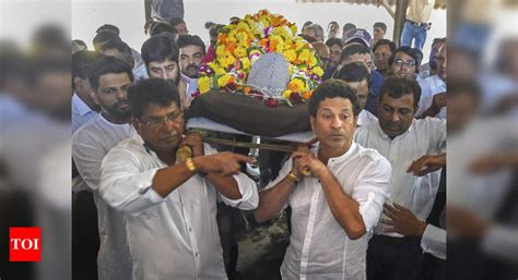 No state funeral for Achrekar: Sena's Sanjay Raut asks Tendulkar to ...