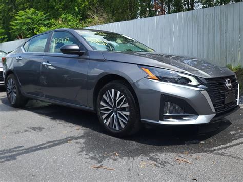 2025 NISSAN ALTIMA Floor Mats - Weber Brothers Auto