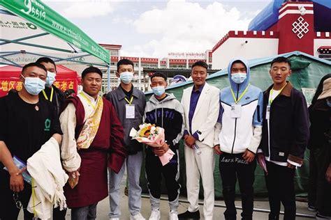 西藏：高考落幕 梦想起航_教育_中国西藏网