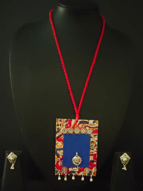 Kalamkari Necklace Set with Religious Motif and Rope Closure – A Local ...