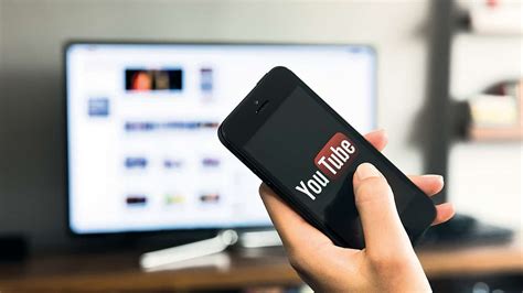 iPhone locked, but you want to watch YouTube for free? Just do this ...