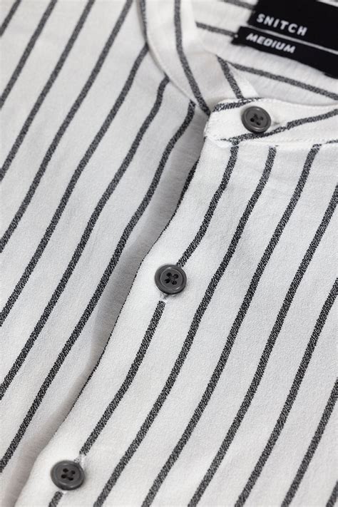 Buy Men's Mandarin Elegance White Shirt Online | SNITCH