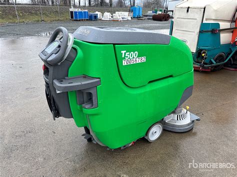 Tennant T500 Walk-Behind Electric Floor Scrubber | Ritchie Bros ...