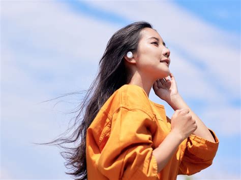 5 Best Wireless Earbuds Under Rs 5000 In India With ANC, Long Battery ...