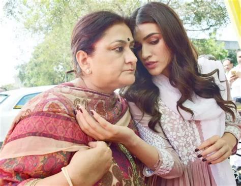 ‘It Was About Orgasm Only’: Kriti Sanon's Mom On Why She Disapproved Of ...