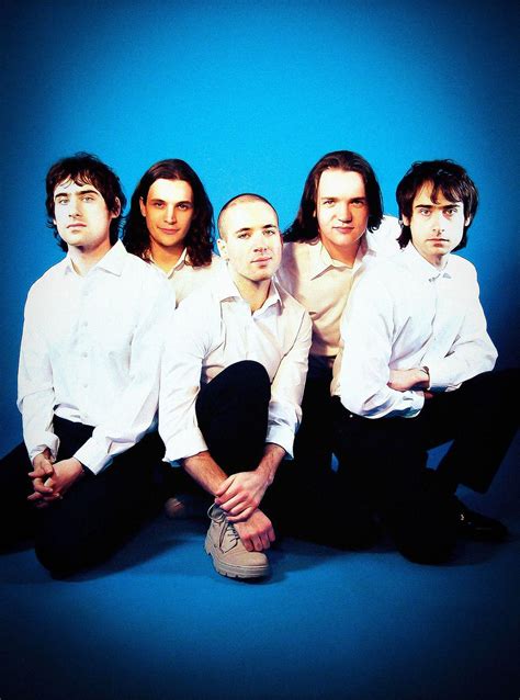 EGGPLANT (EN ESPAÑOL) - White Reaper - LETRAS.COM