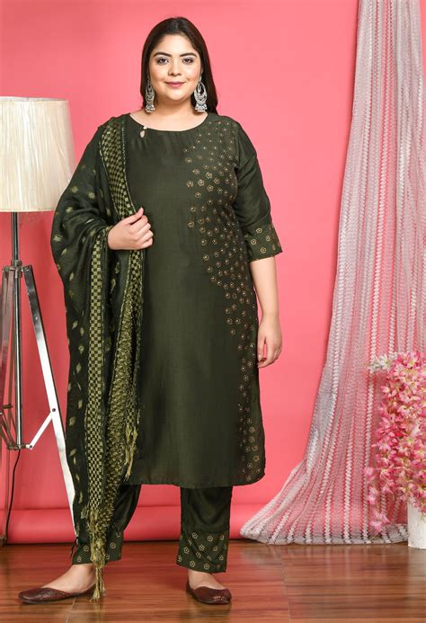 Plus Size Green Beads & Stones Kurta Set with Dupatta – DESINOOR.COM