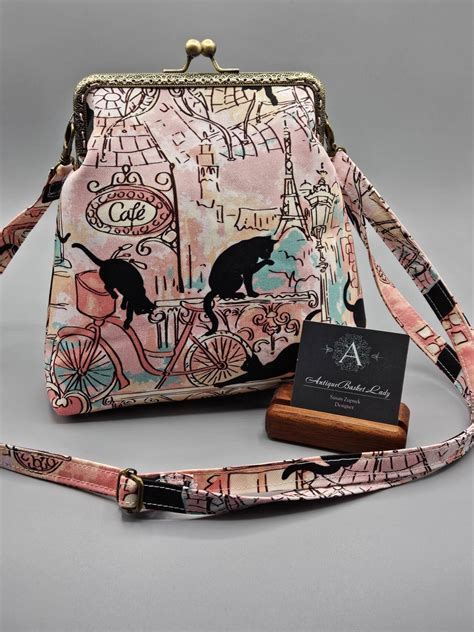 Black Cat Snap Lock Crossbody Bag, Eiffel Tower Shoulder Purse, Bicycle ...