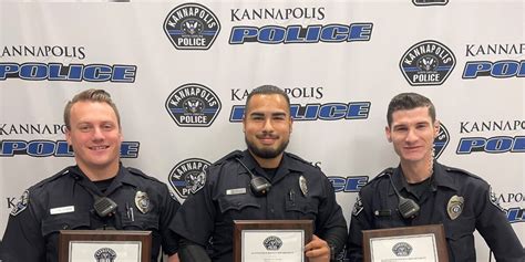 Kannapolis Police officers receive Lifesaving Award