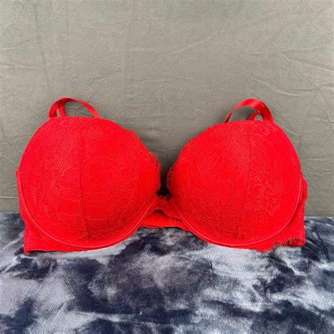 Victoria's Secret Victoria's Secret Very Sexy Red 38D Lace Push Up Bra ...
