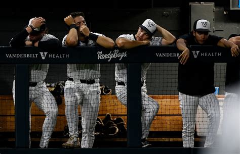 Louisville baseball score: UofL wins NCAA regional game vs Vanderbilt