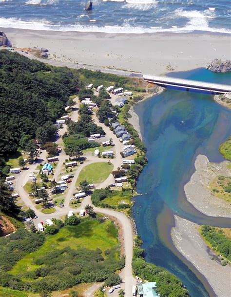 Turtle Rock RV Resort, Gold Beach - Pitchup®