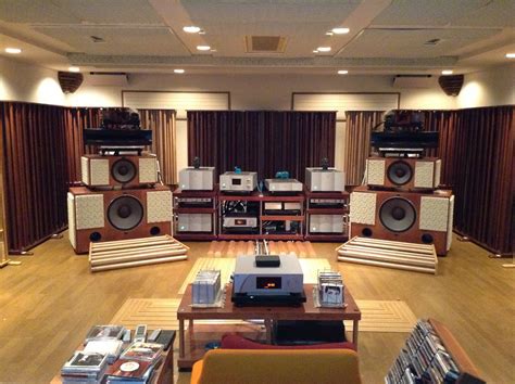 Pin by Kevin Chen on Listening Room in 2020 | Audiophile room, Hifi ...
